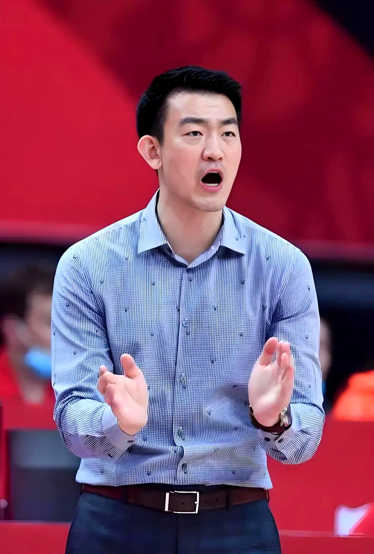 冲刺阶段广厦男篮备战亚冠，调整名单细节曝光，气氛紧张，阵容厚度经受考验(lol历届s赛冠军一览表)