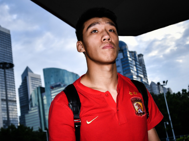 广州队迎意甲关键赛；加时末段遗憾出局；目标明确；心理建设被强调 