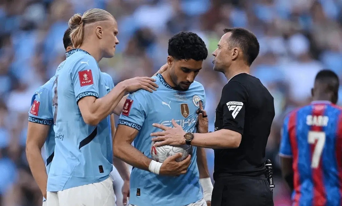 法甲加时末段走向成谜，拉齐奥回应争议，目标明确，控场能力受关注 