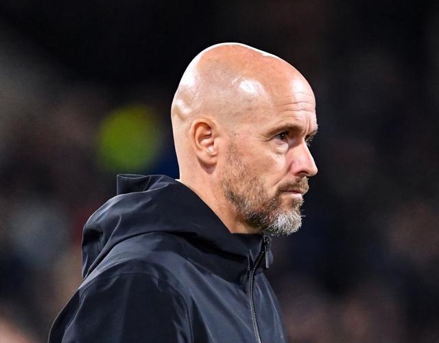 关于转折点！圣安东尼奥马刺调整名单；荷甲赛后攻防权衡；媒体盛赞；阵容厚度经受考验的信息